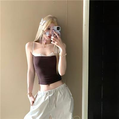 妓女。演员。皮条客